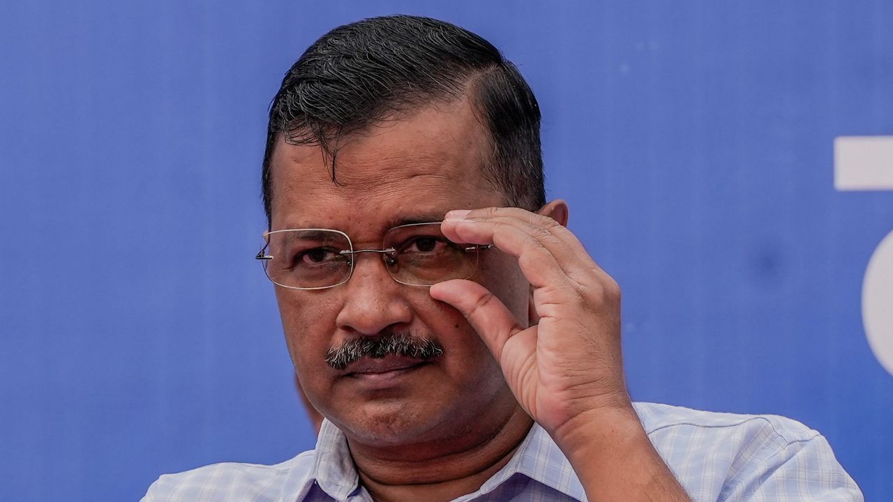 Arvind Kejriwal Skips ED Summon: গ্রেফতারি পরোয়ানা জারি হবে কেজরীবালের নামে? ফের ইডির সমন এড়াতেই জল্পনা