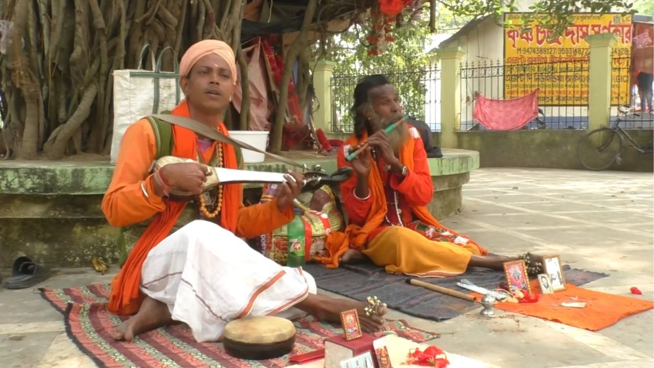 Kali Pujo 2023: তন্ত্র সাধনার সঙ্গে চলছে বাউল গান, কঙ্কালীতলায় এভাবেই হয় কালীর আরাধনা