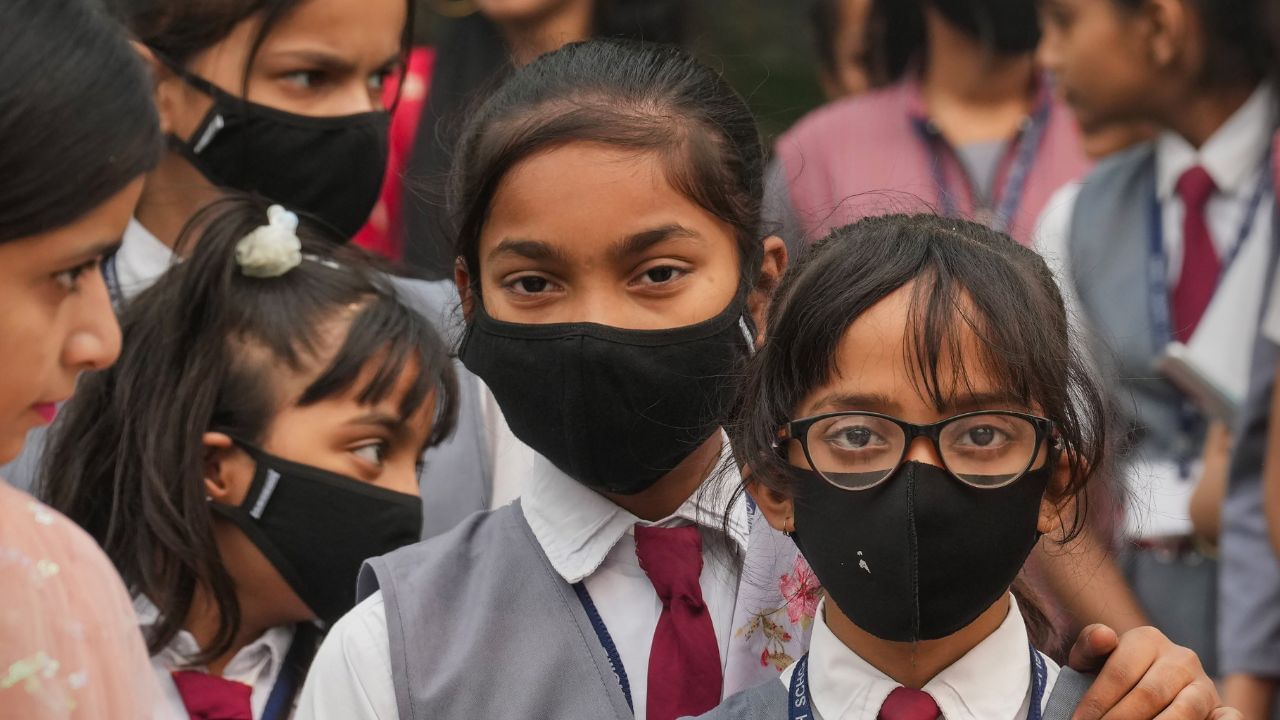 Pollution in Kolkata: দূষণে দিল্লিকে হার মানাল বালিগঞ্জ-বিধাননগর, কলকাতার বাতাসে বাড়ছে 'বিষ