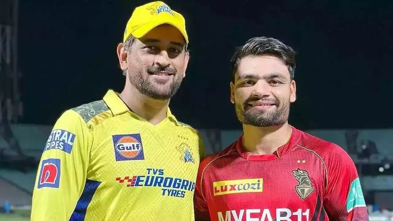 MS Dhoni and Rinku Singh