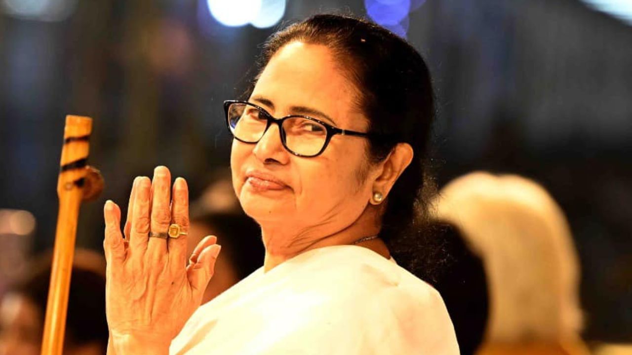 Mamata Banerjee: ৩০০ কোটি খরচে ৭২,০০০ কোটি আয়, রইল মমতার ‘ইকোনমিক মডেল’