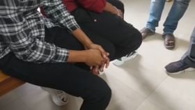 সমকামী বিয়ে মানতে নারাজ পরিবার, বাড়ি থেকে পালিয়েও মিলল না রেহাই সমকামী বিয়ে মানতে নারাজ পরিবার, বাড়ি থেকে পালিয়েও মিলল না রেহাই
