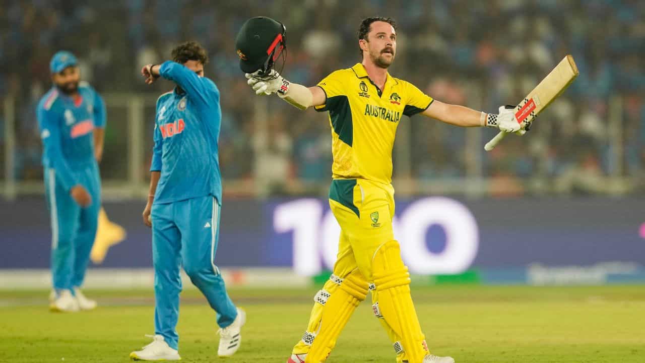 IND vs AUS Match Report: দশ ম্যাচের হাসি নিমেষে উধাও, চ্যাম্পিয়ন অস্ট্রেলিয়া IND vs AUS Match Report: দশ ম্যাচের হাসি নিমেষে উধাও, চ্যাম্পিয়ন অস্ট্রেলিয়া