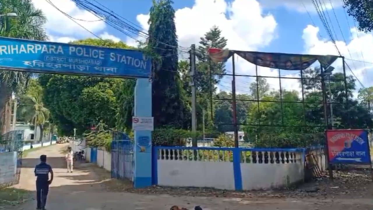 Murshidabad: যেদিন লাশ পড়ে বাবার, সেদিন থেকে উধাও ছিল ছেলে-হবু বউমাও! অসম প্রেমের নেপথ্যে নৃশংসতা