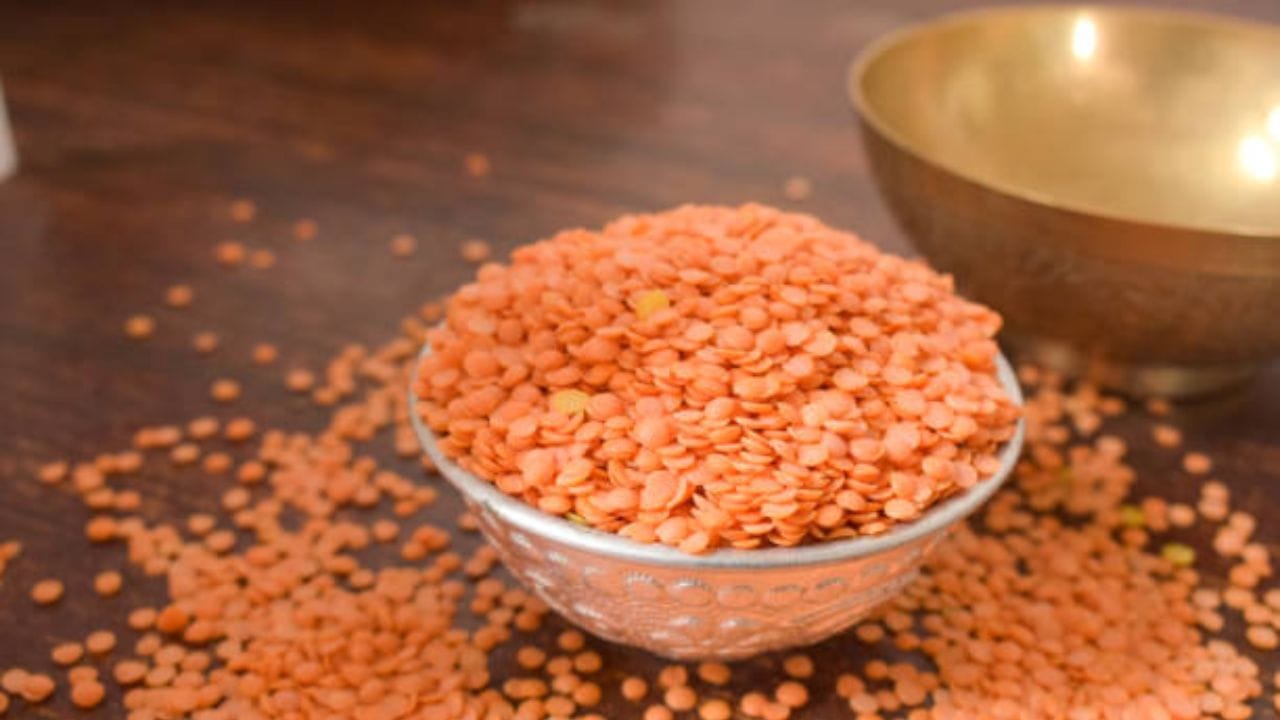 Musur Bengali Recipe: হাতে মেখেই বানিয়ে নিন এই মুসুরের ডাল, অবাক করা রেসিপি ...
