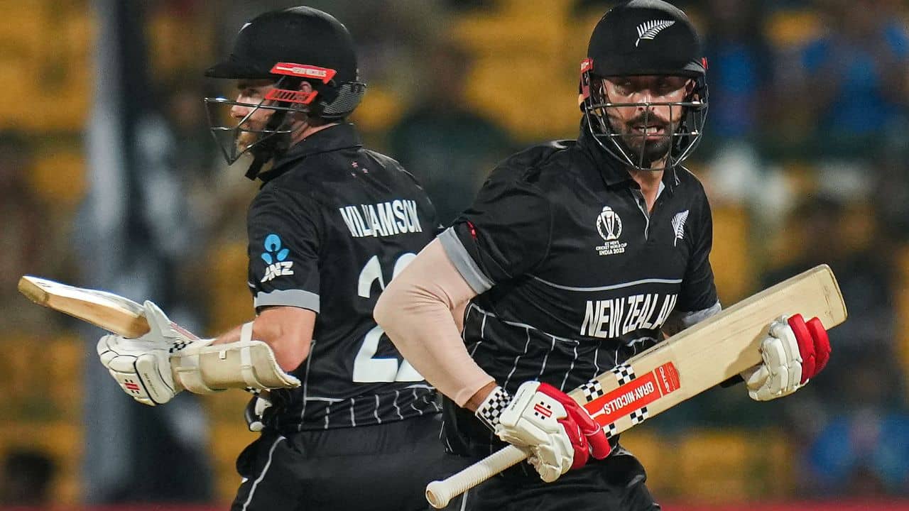 NZ vs SL, ICC World Cup Match Report: পাকিস্তানের স্বপ্নে জল ঢেলে বিশ্বকাপের শেষ চারে নিউজিল্যান্ড