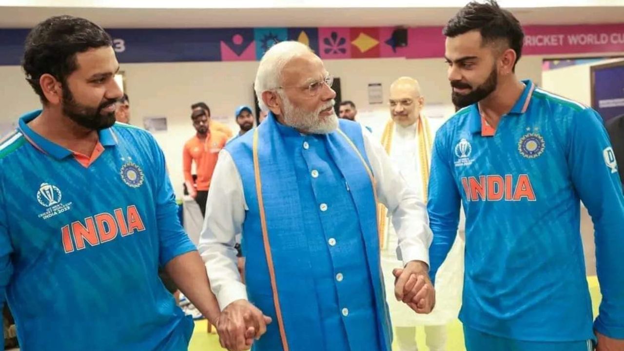 ICC World Cup 2023: 'ক্যায়া বাবু...' ড্রেসিংরুমে বিরাট-রোহিতদের হাত ধরে কী বললেন নরেন্দ্র মোদী? রইল ভিডিয়ো