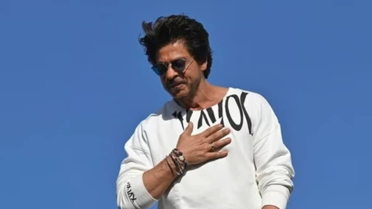 Shah Rukh Khan: দিওয়ালিই ভাগ্য ফিরিয়েছিল শাহরুখের, কীভাবে পলকে হয়ে গেলেন তিনি স্টার?