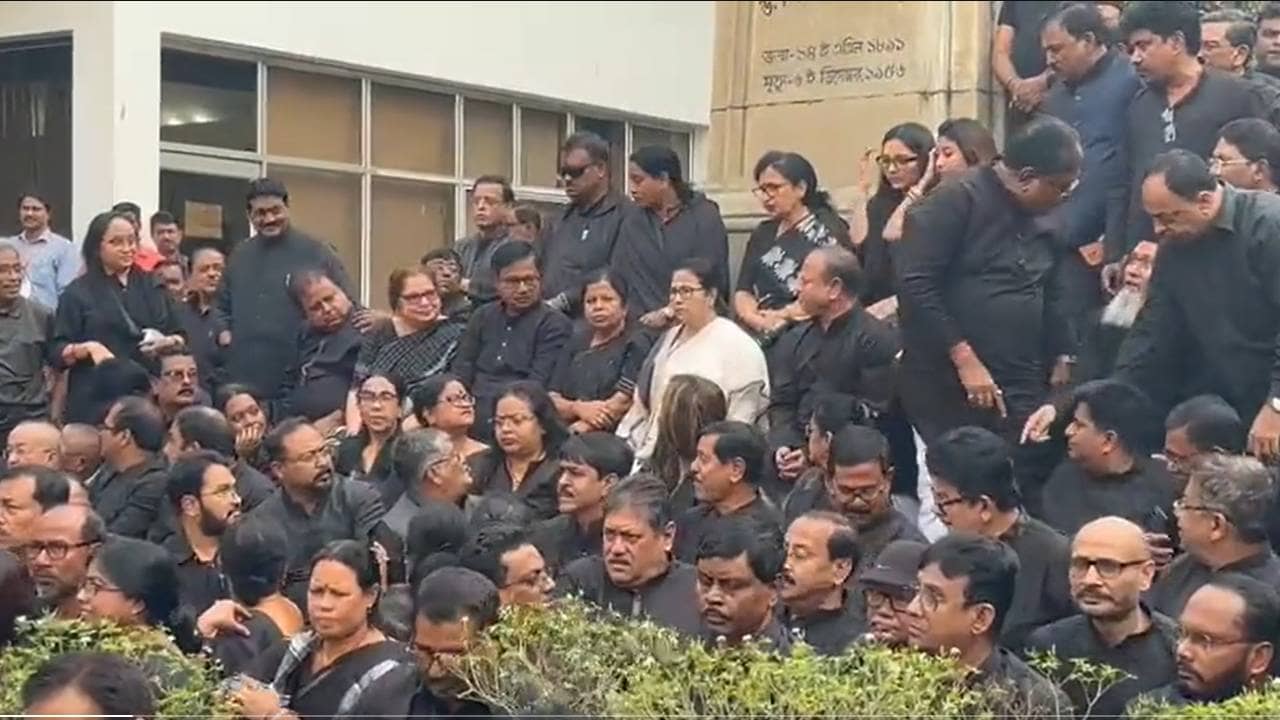 BJP MLA: বিজেপির বিরুদ্ধে জাতীয় সঙ্গীত অবমাননার অভিযোগ তৃণমূলের, রাজনীতি বলল পদ্মশিবির