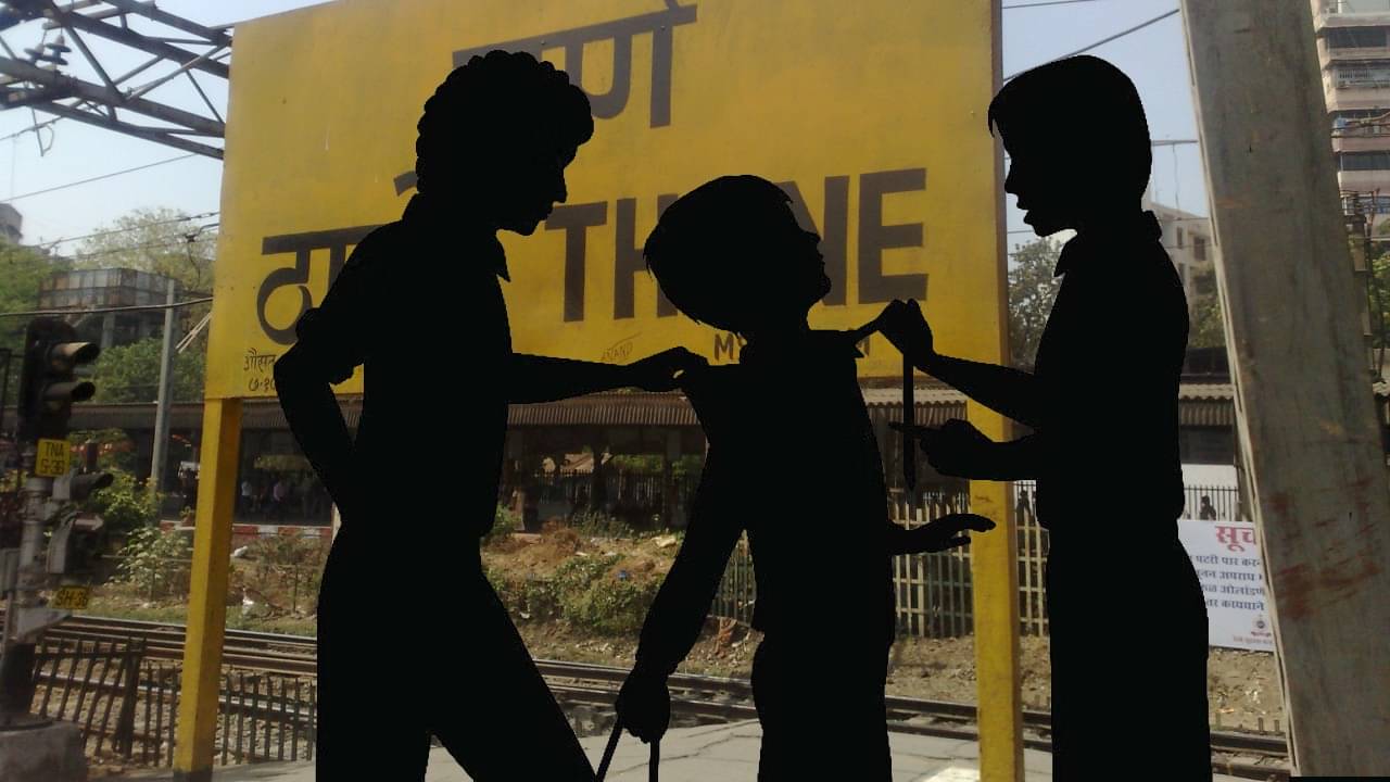 Video: নগ্ন করে ছেড়ে দেওয়া হল প্রকাশ্য রাস্তায়, মুখ্যমন্ত্রীর শহরেই লাঞ্ছিত নাবালক