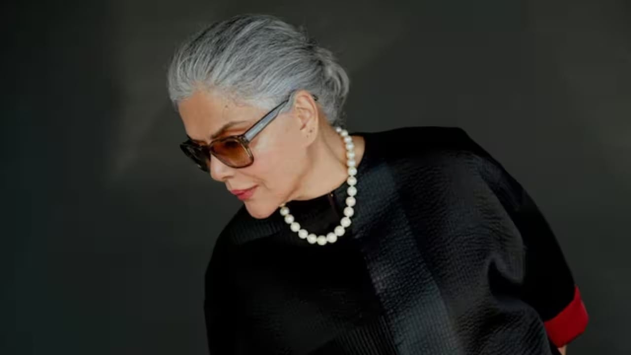 জিনাত আমানকে নিয়ে পরিচালকদের এক ভিন্ন আত্মবিশ্বাস কাজ করত। কারণ তিনি ধূমপানে স্বাচ্ছন্দ বোধ করতেন, যে কোনও পোশাক তিনি পরতে পারতেন। 