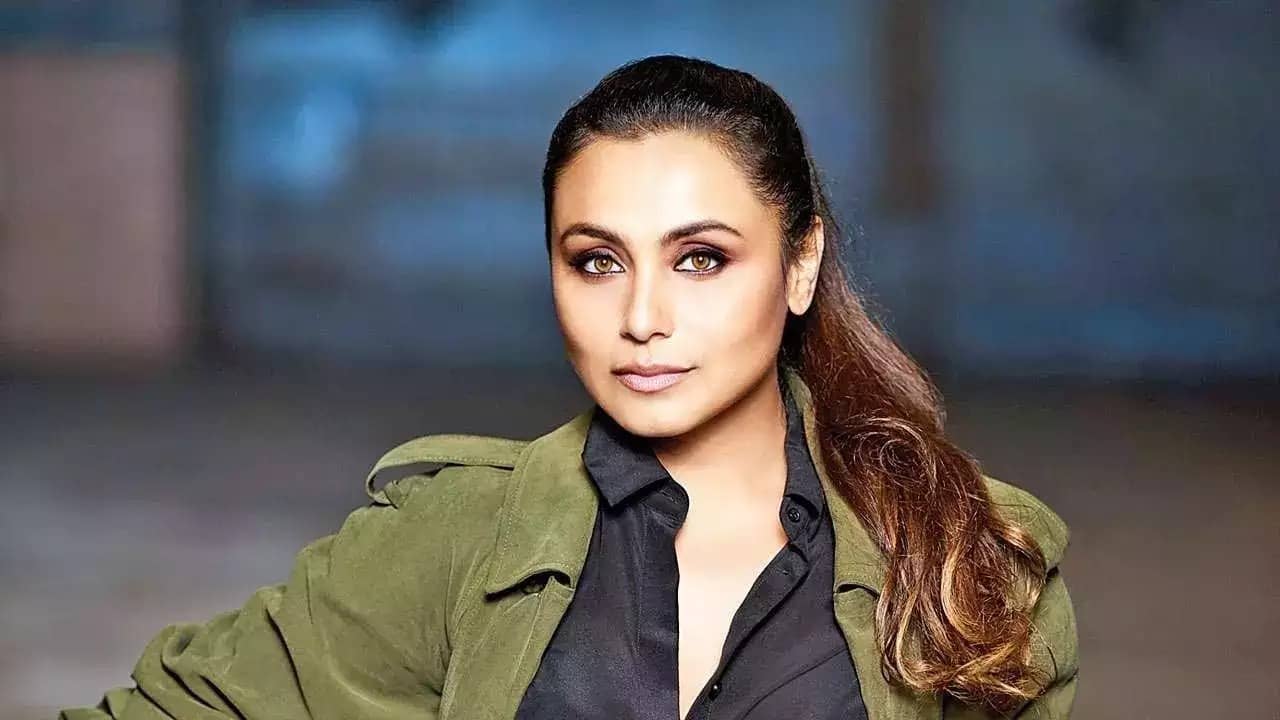 Rani Mukherjee: রানির মা-বাবাকে দরজা বন্ধ করে ব্ল্যাকমেইল পরিচালকের, কারণ...