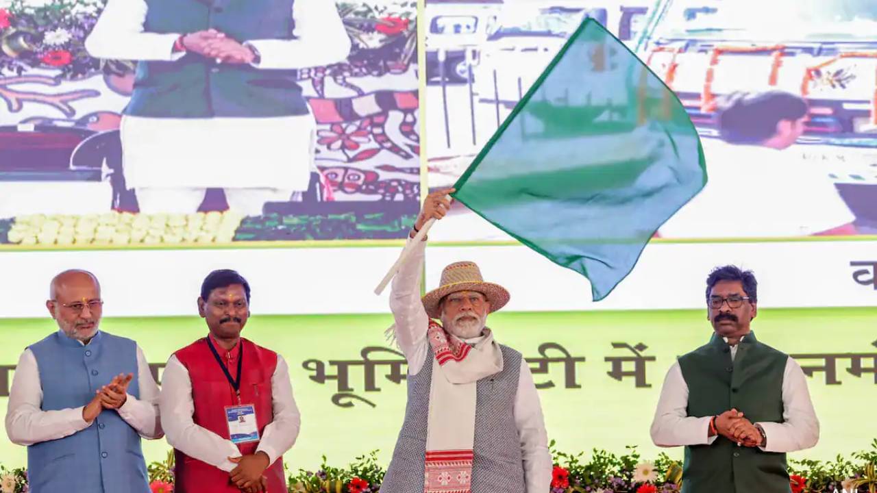 Viksit Bharat Sankalp Yatra: ‘বিকশিত ভারত সংকল্প যাত্রা’ কী? কোন লক্ষ্যে সরকারের এই উদ্যোগ?