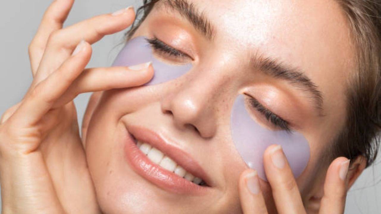 Dark Circle: এই শীতে ডার্ক সার্কেল তাড়াতে আই-মাস্কের বদলে ঘরোয়া টোটকার সাহায্য নিন