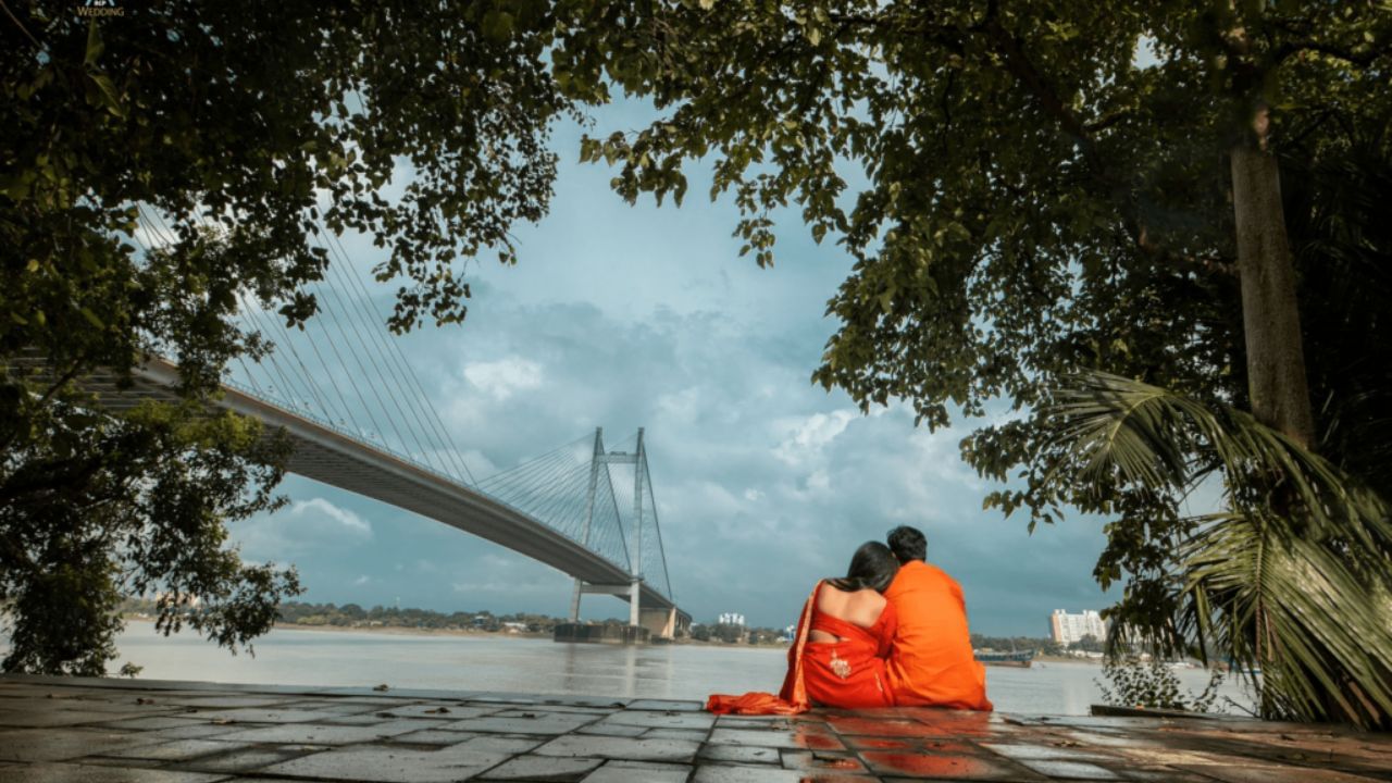 Pre-wedding Photoshoot: তিলোত্তমার বুকেই ফুটে উঠুক প্রেমের গল্প, রইল কলকাতায় প্রি-ওয়েডিং ফটোশুটের ঠিকানা