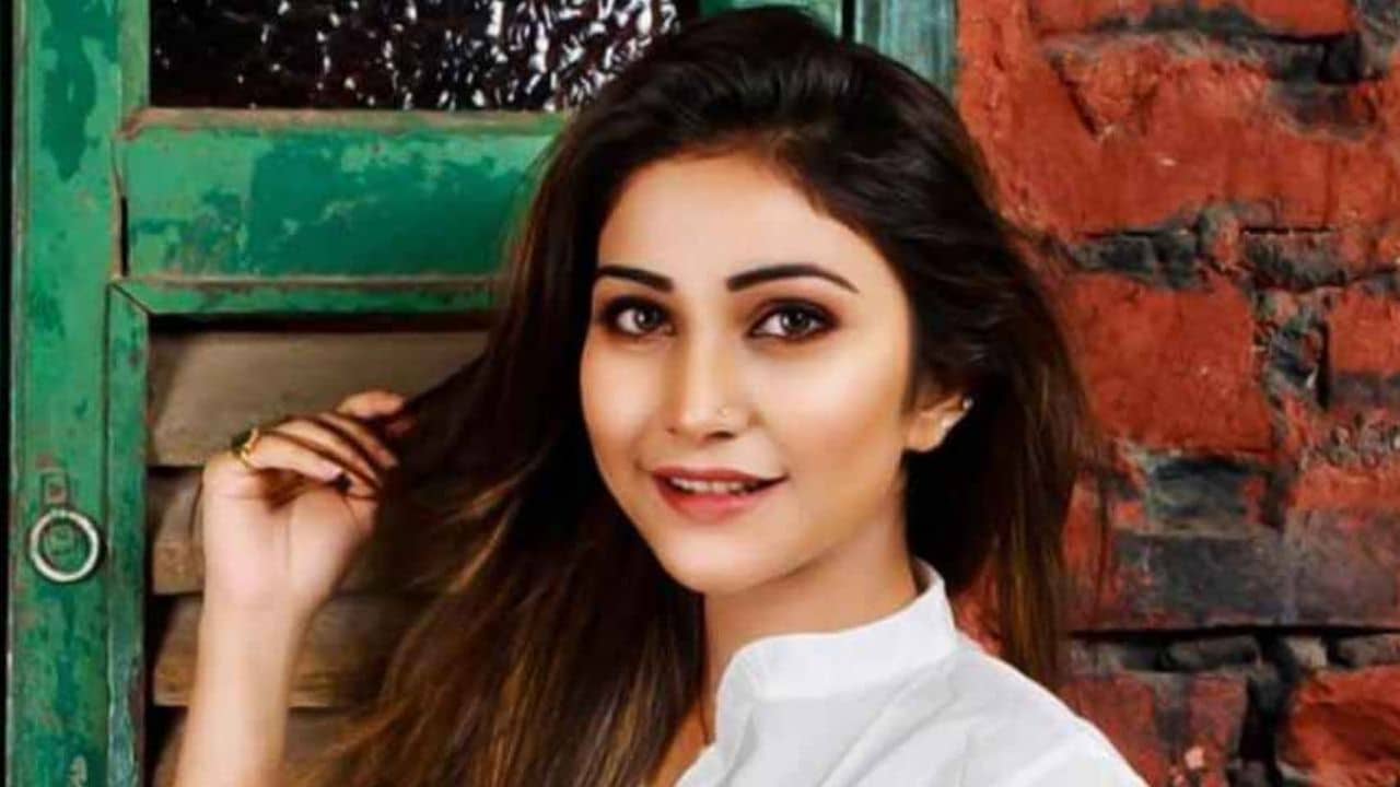 Tolly Gossip: নিজেকে পাল্টে ফেললেন কৌশাম্বী! ভক্তদের রাগ, আদৃত দাদা জানতে পারলে...