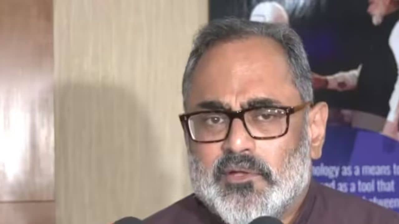 Deepfake Video: ডিপফেক নিয়ে কড়া বার্তা, সোশ্যাল মিডিয়া প্ল্যাটফর্মগুলিকে ৭ দিনের সময় বেঁধে দিল কেন্দ্র