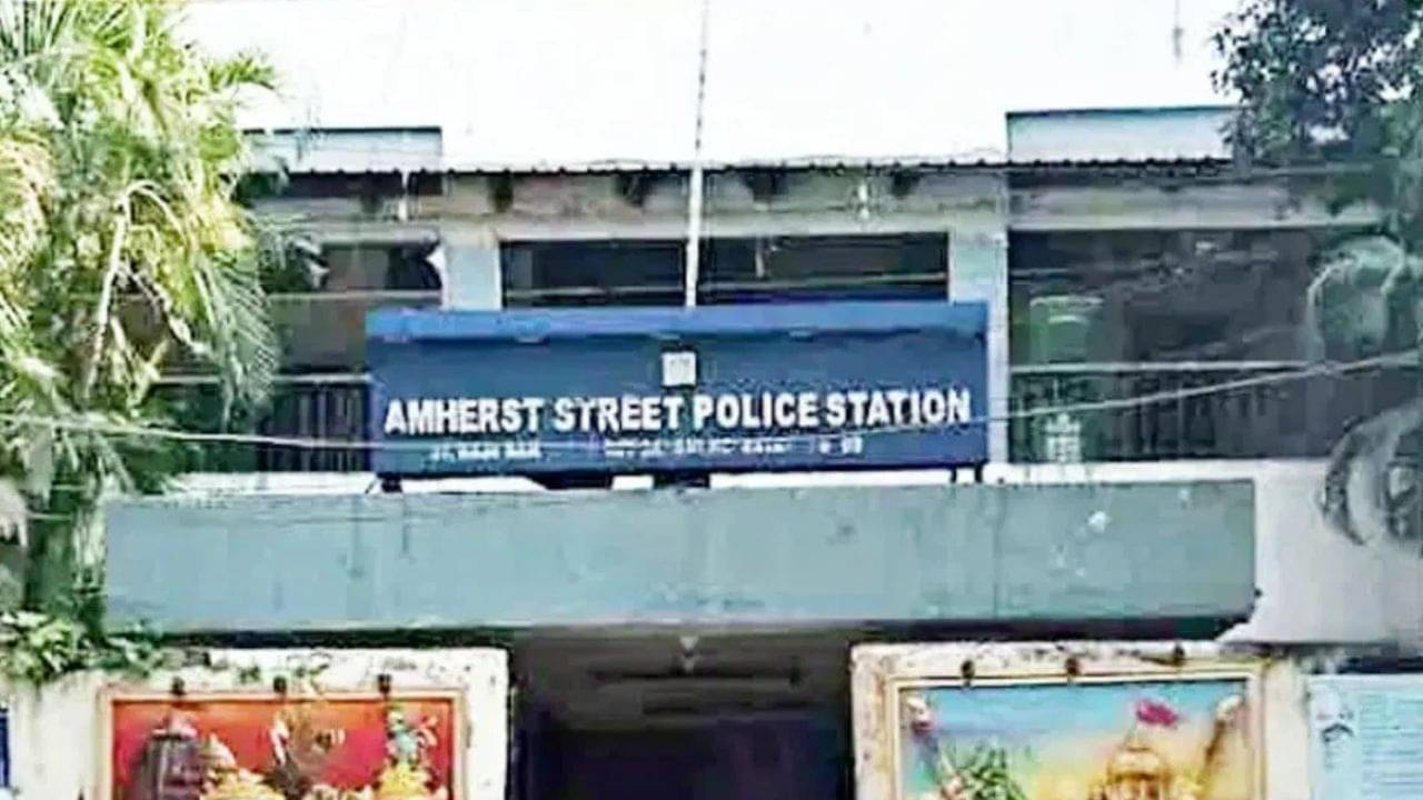 Amherst Street Case: এসএসকেএমে আনা হল আমহার্স্ট স্ট্রিট থানায় মৃত অশোকের দেহ, দ্বিতীয়বার ময়নাতদন্ত চায় না পরিবার