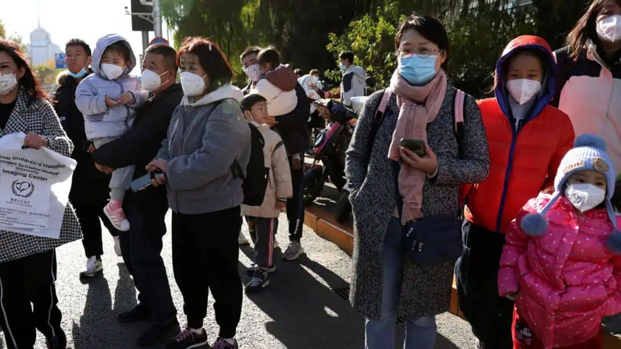 China Pneumonia: চিনে শিশুদের রহস্যময় নিউমোনিয়া কতটা ভয়াবহ? জানাল এইমস