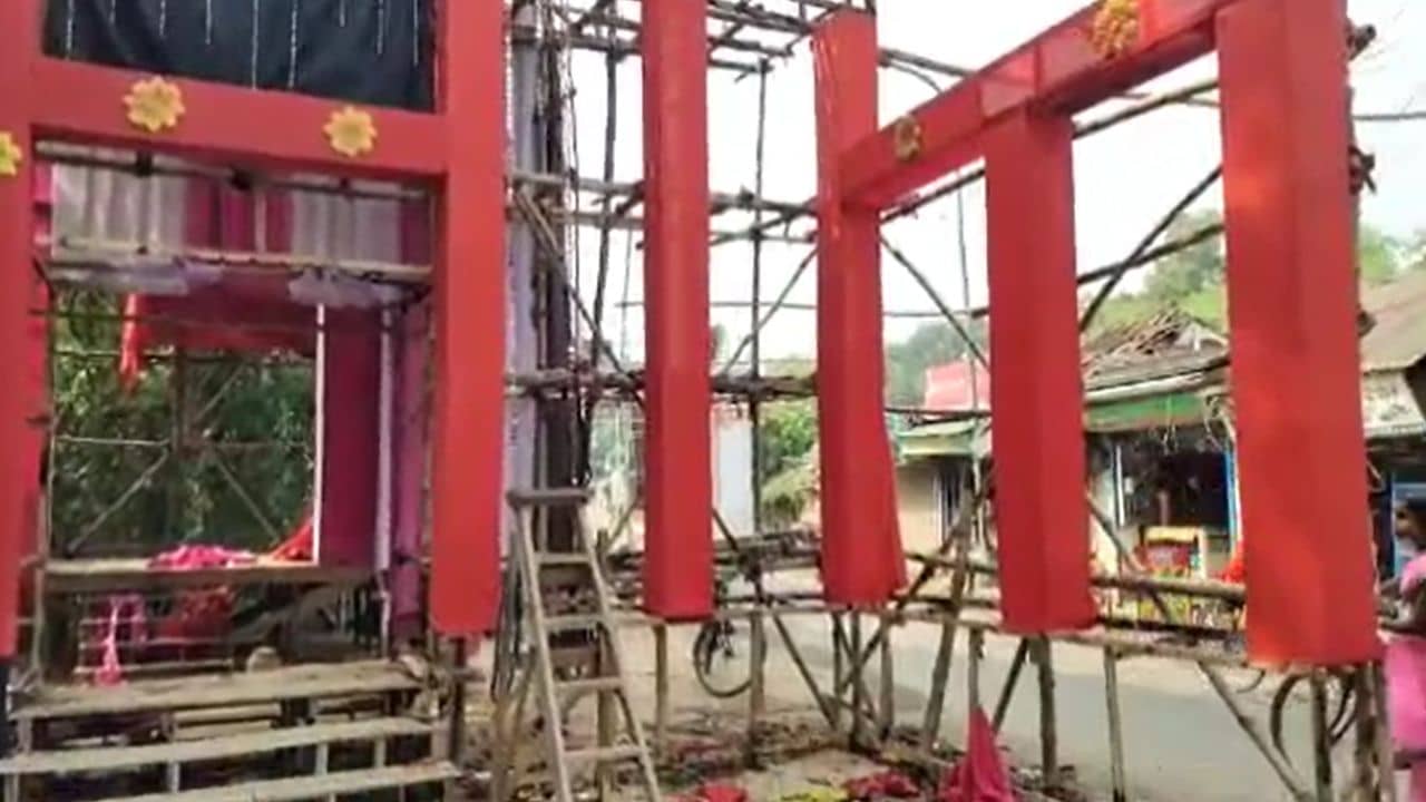 Dilip Ghosh: পুজো উদ্বোধনের কথা দিলীপ ঘোষের, মাঝরাতে কারা যেন আগুন লাগিয়ে দিল প্যান্ডেলে