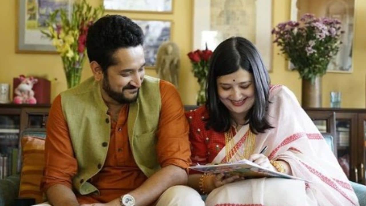 Param-Piya: এলিয়টের কবিতায় ডুব দিয়ে এক হলেন পরম-পিয়া, কী বললেন ওঁরা?