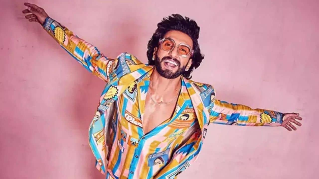 Ranveer Singh: কেন জলের দরে গোরেগাঁওয়ের দুটি অ্যাপার্টমেন্ট বিক্রি করলেন রণবীর, কীসের এত অভাব?