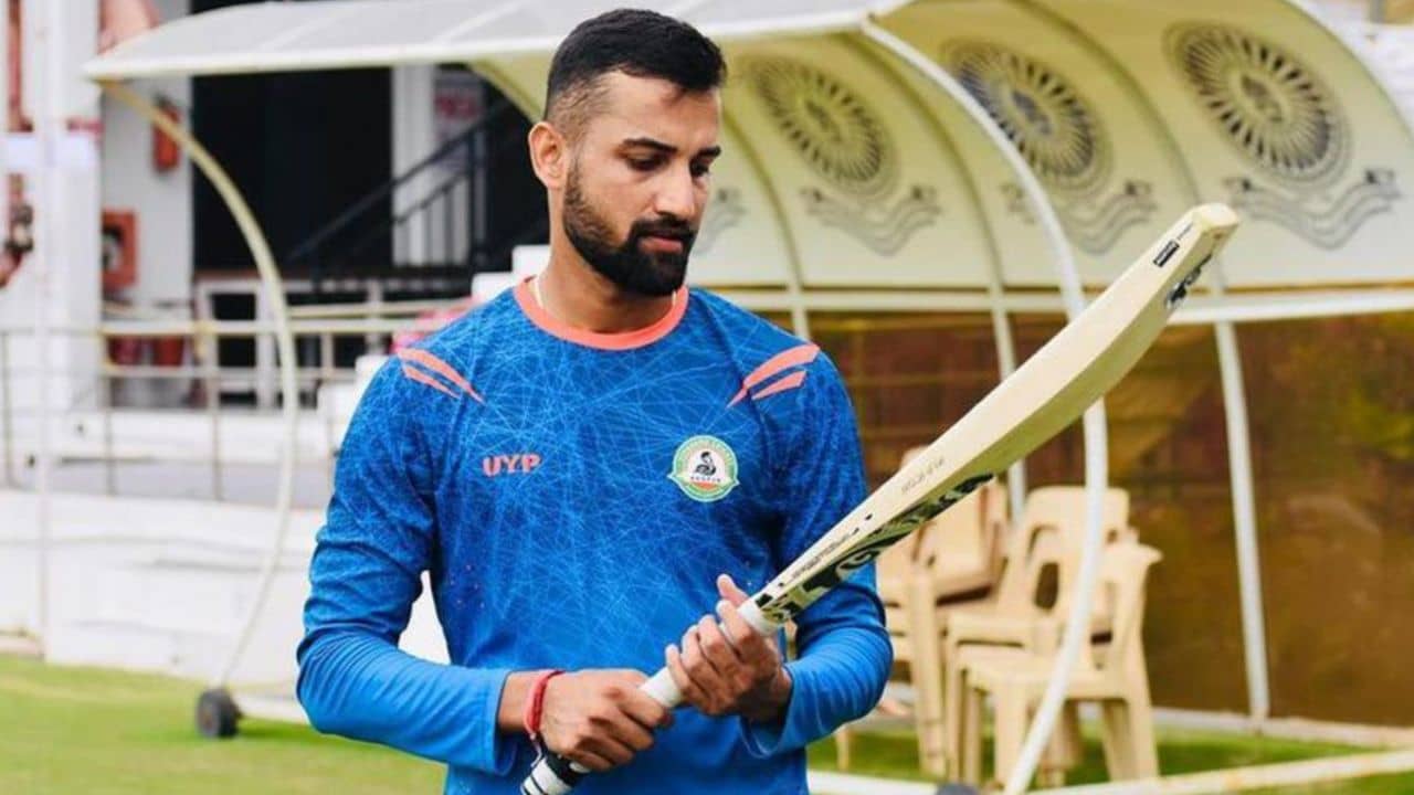 ক্রিকেট কিট কিনতেও... IPL নিলামে কোটিপতি হয়েই মা-বাবার জন্য উপহার বেছে রেখেছেন শুভম