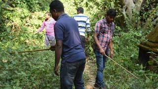 Bankura: জুতোয় আটকে ঘরে ঢুকছে পিচ, আর তাতে নগ্ন হতেই ‘লজ্জায়’ পড়েছে রাস্তা