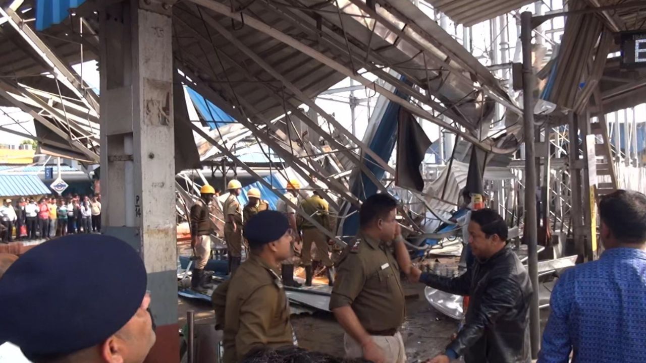 Barddhaman Station: বর্ধমান স্টেশনে ফের বড়সড় বিপর্যয়, এবার ভেঙে পড়ল জলের ট্যাঙ্ক, মৃত ৩