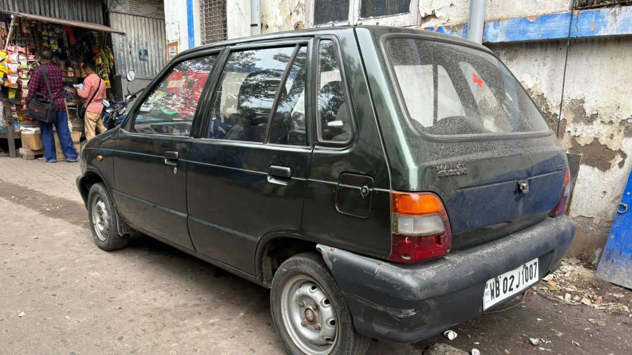 Jadavpur: লেকটাউন থেকে চুরি করে যাদবপুরে ধাক্কা, পুলিশ হাতেনাতে ধরে ফেলল চোরকে