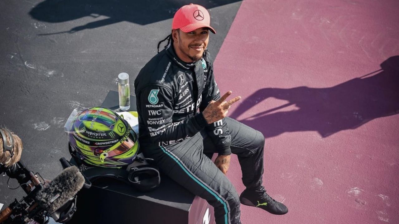 Even Tiger Is Scared Of Formula One driver Lewis Hamilton 3