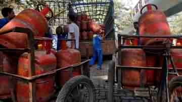 LPG Aadhaar Link: গ্যাসের সঙ্গে আধার লিঙ্ক না করালে কি সত্যিই পাবেন না ভর্তুকি? সত্যিটা জানুন