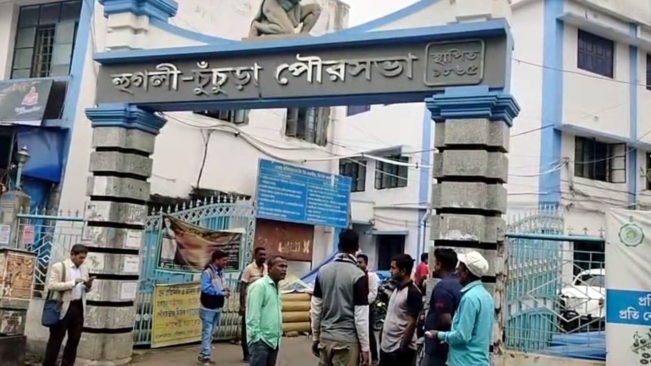 Hooghly: চুঁচুড়ায় অ্য়াম্বুল্যান্স, শববাহী যান, জলের গাড়ি সব বন্ধ, কেন?