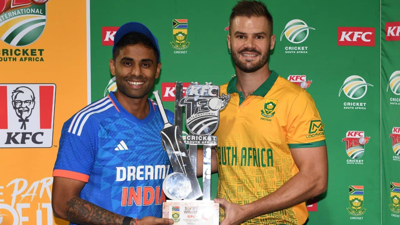 India vs South Africa: খুড়িয়ে মাঠ ছেড়েছিলেন, সেরার পুরস্কার জিতে যা বললেন সূর্য...