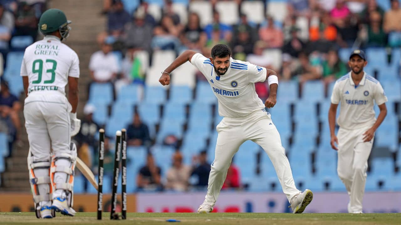 রাহুলের সেঞ্চুরির দিনে অপ্রাপ্তি অপরাজিত ডিন এলগার