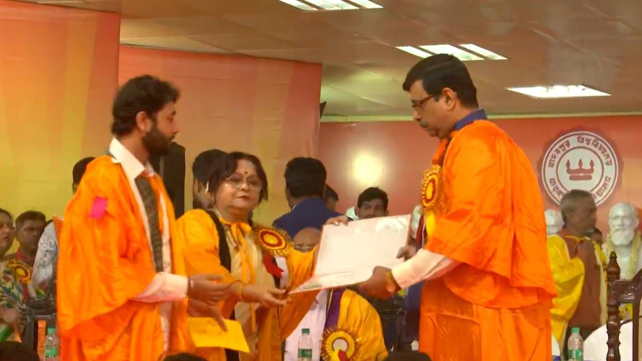 Jadavpur University Convocation: জট কাটলেও পৌরহিত্যে হাতবদল, যাদবপুর সমাবর্তনে শুধুই 'অতিথি' বুদ্ধদেব