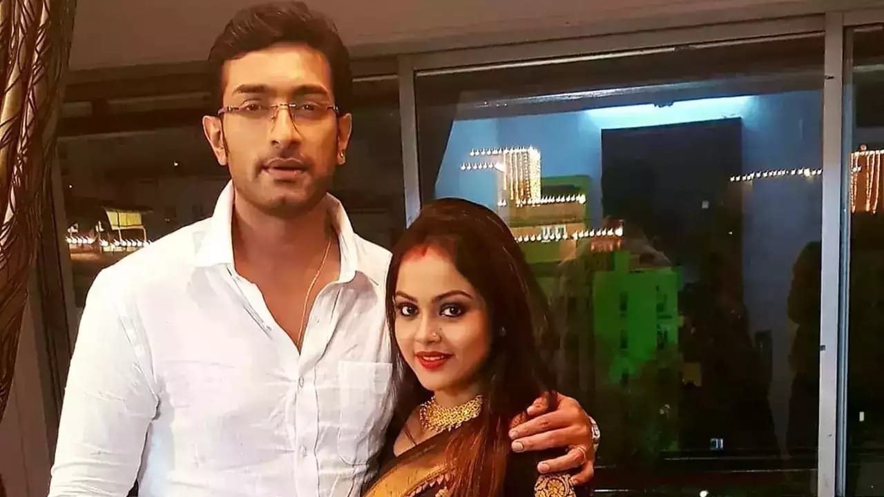 Jeetu Kamal-Nabanita Das: বড়দিনে জিতুর সঙ্গে এক পুরনো ছবি পোস্ট নায়িকার Jeetu Kamal-Nabanita Das: বড়দিনে জিতুর সঙ্গে এক পুরনো ছবি পোস্ট নায়িকার