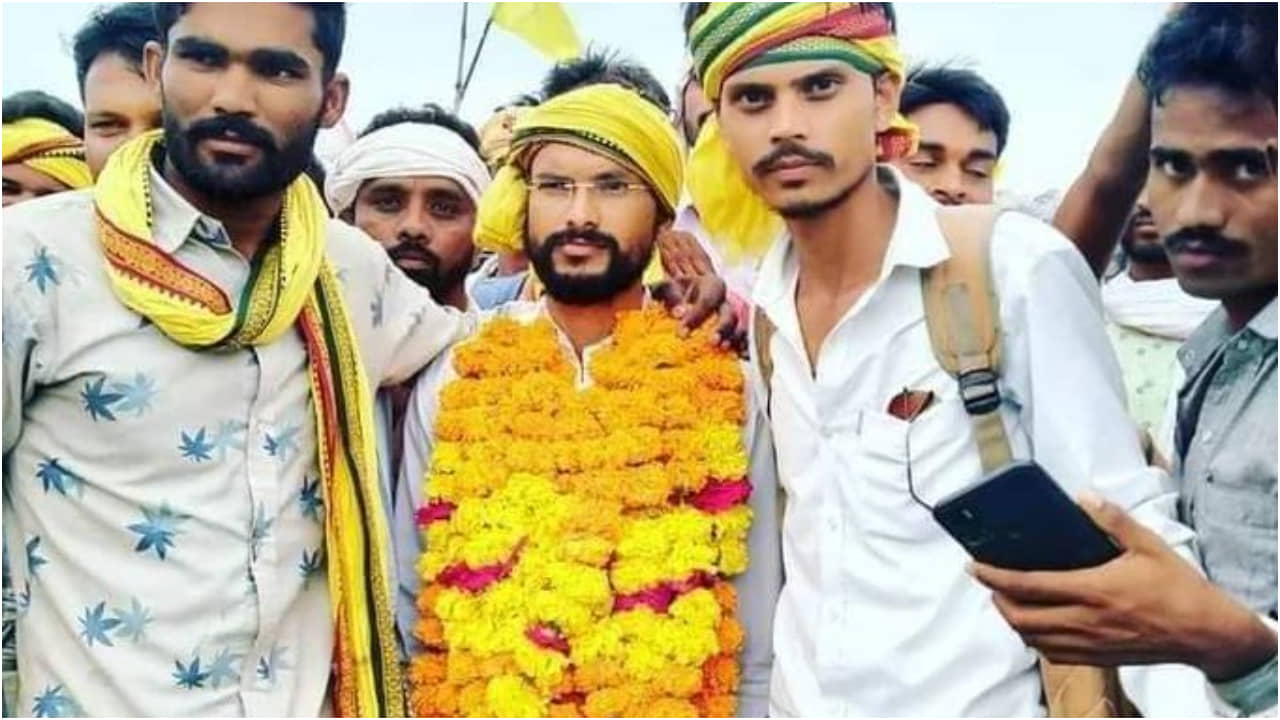 Kamleshwar Dodiyar: ১২ লক্ষ টাকা ঋণ নিয়ে লড়েছিলেন ভোটে, বিধায়ক হলেন ঝুপড়িবাসী