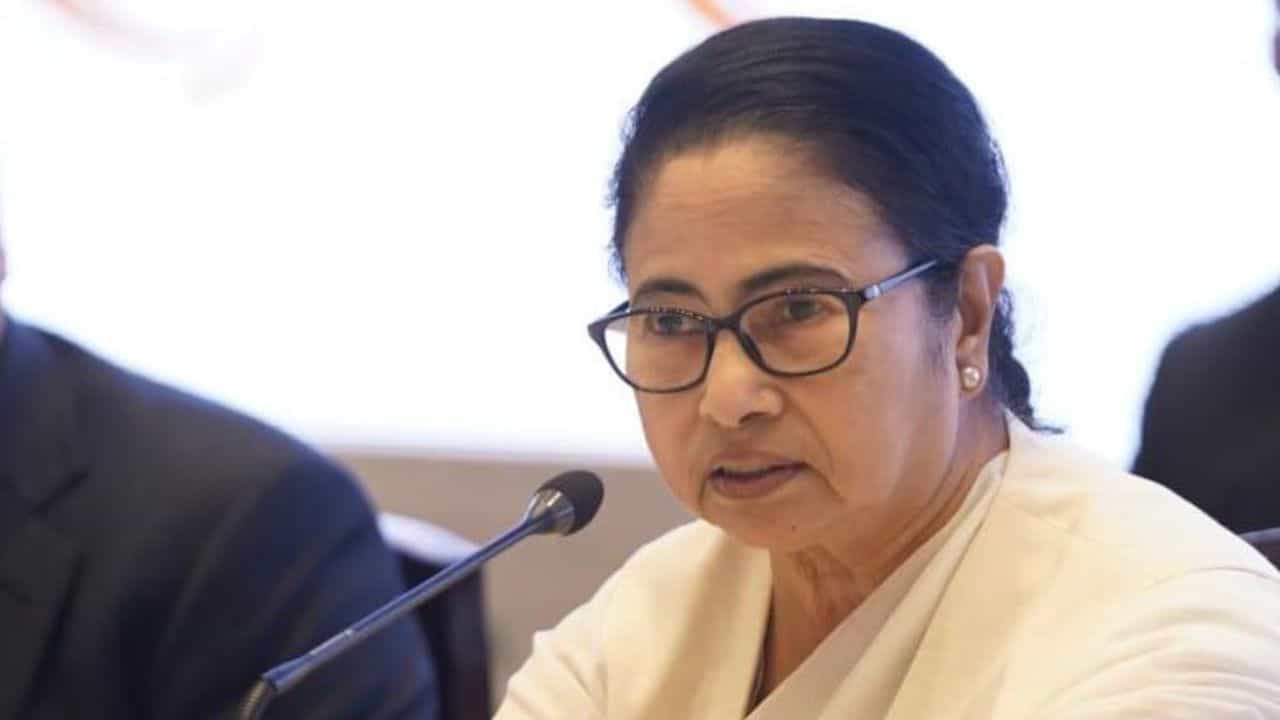 Mamata Banerjee: পুরনো আর নতুন 'চাল', বার্তা স্পষ্ট করে দিলেন মমতা Mamata Banerjee: পুরনো আর নতুন 'চাল', বার্তা স্পষ্ট করে দিলেন মমতা