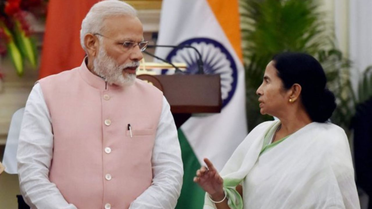 PM Modi-CM Mamata Banerjee Meeting: আজ রাজধানীতে মুখোমুখি মোদী-মমতা, পারবেন বকেয়া বরাদ্দ আদায় করে আনতে?