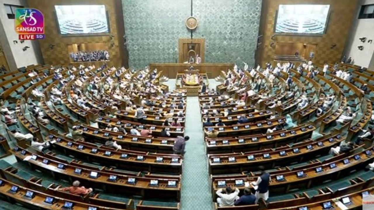 Parliament Update: আজই লোকসভায় পেশ হতে পারে জম্মু-কাশ্মীর পুনর্গঠন বিল