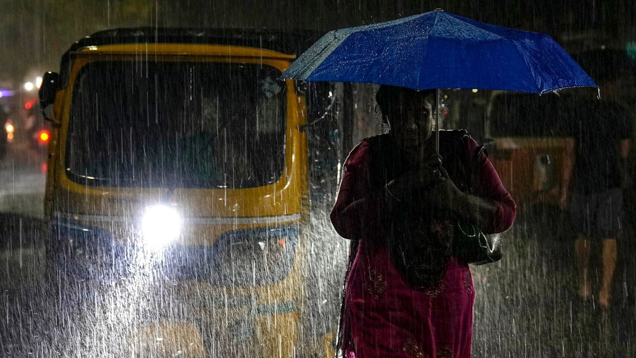 Cyclone Michaung Update: মঙ্গলেই অমঙ্গল? মিগজাউম ল্যান্ডফলে কোথায় কোথায় অশনি সঙ্কেত?