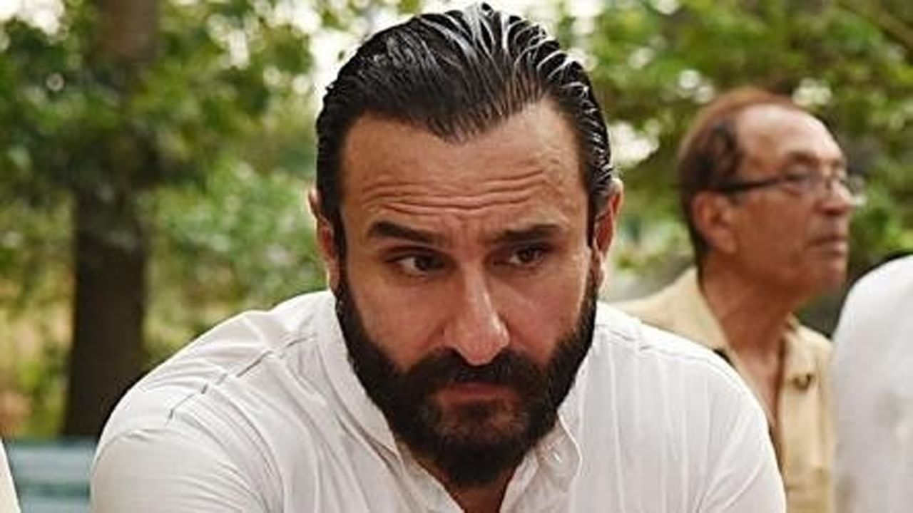 Saif Ali Khan: রিনা নয়, অন্য মহিলাকে কাছে টেনে যা করলেন সইফ...