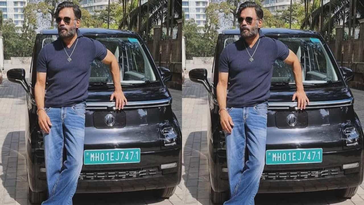 ইলেকট্রিক গাড়ি কিনলেন সুনীল শেট্টি, মাত্র 7.98 লাখে বাড়িতে আনলেন MG Comet EV