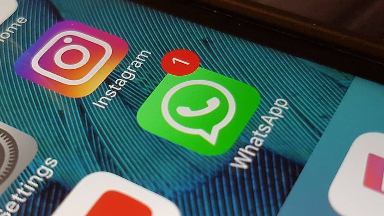 সুখবর! WhatsApp স্টেটাস এবার Insta স্টোরিতে শেয়ার করতে পারবেন, কীভাবে?