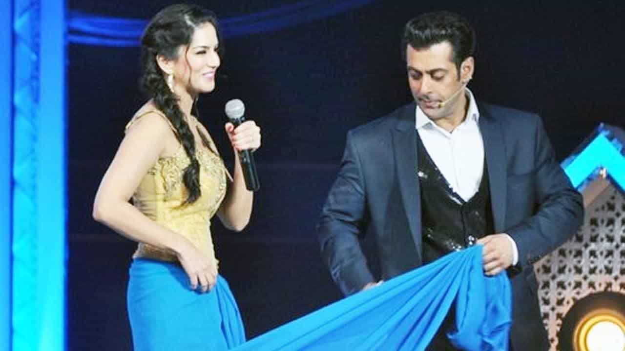 'সানির সেক্স ভিডিয়ো হিট', বলেই ভাইজান জানালেন তিনি কোনওদিন... 'সানির সেক্স ভিডিয়ো হিট', বলেই ভাইজান জানালেন তিনি কোনওদিন...