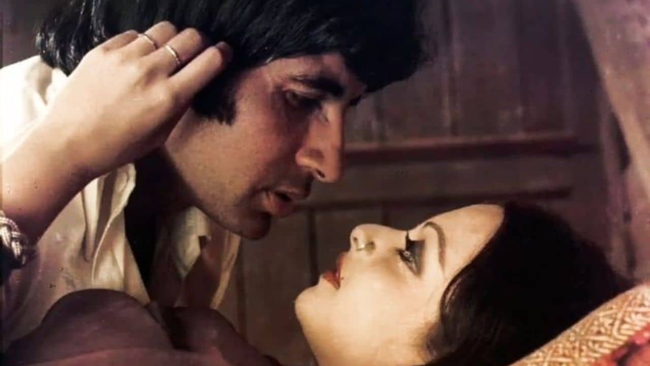 অমিতাভ নাকি এক টগবগে ঘোড়া, ভক্ত বলল, রেখাজি বলতে পারবেন...