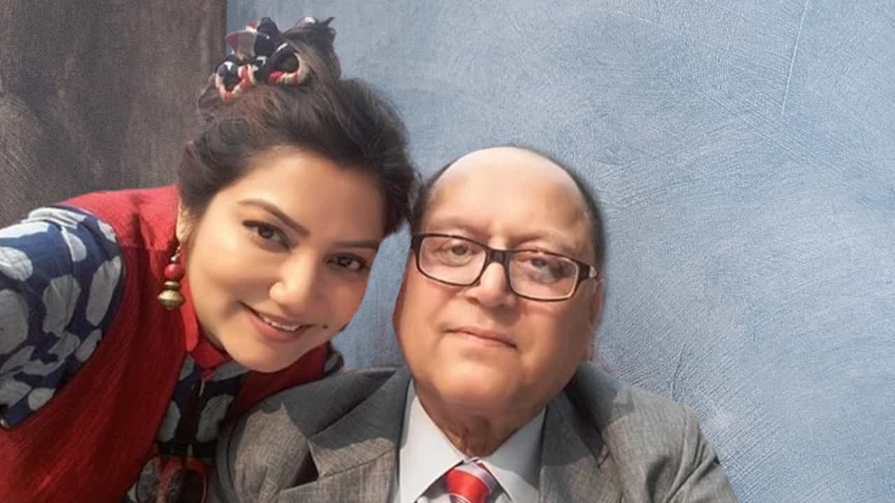 '... তুমি কি নিজেকে সুচিত্রা সেন ভাব নাকি', দোলনকে কেন এমন খোঁটা দিলেন দীপঙ্কর? '... তুমি কি নিজেকে সুচিত্রা সেন ভাব নাকি', দোলনকে কেন এমন খোঁটা দিলেন দীপঙ্কর?