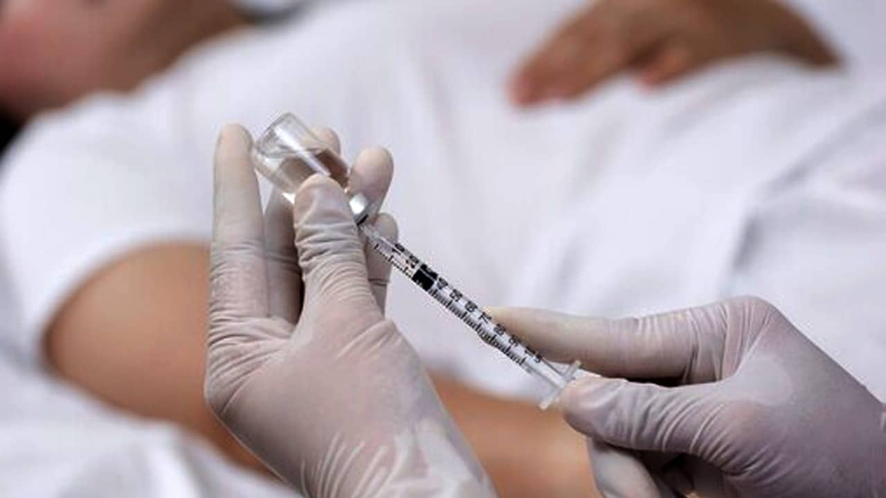 patient Died: ইঞ্জেকশন দেওয়ার পর মুখে উঠল রক্ত! রোগী মৃত্যু ঘিরে উত্তেজনা হাসপাতালে