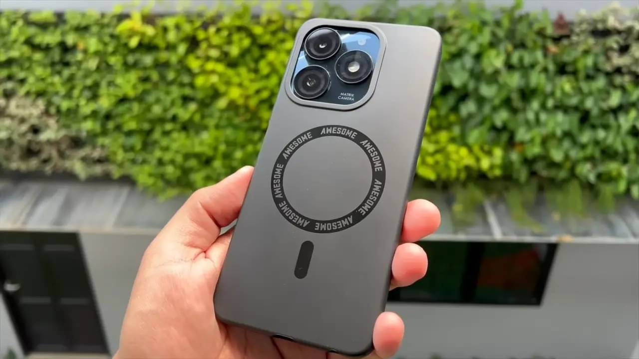 কম বাজেটে দামি ফোনের ফিচার পেতে অপেক্ষা কয়েকদিনের, 8000 টাকায় পাবেন এই ফোন